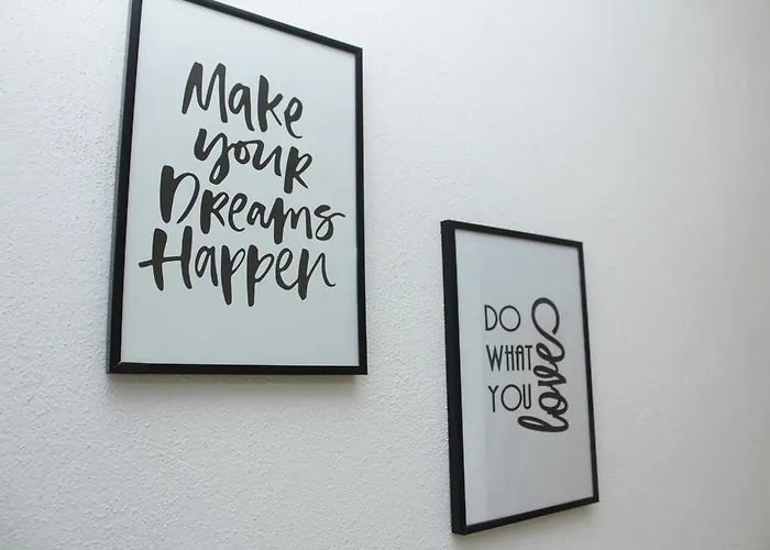 아파트 Relax - 80 M From The